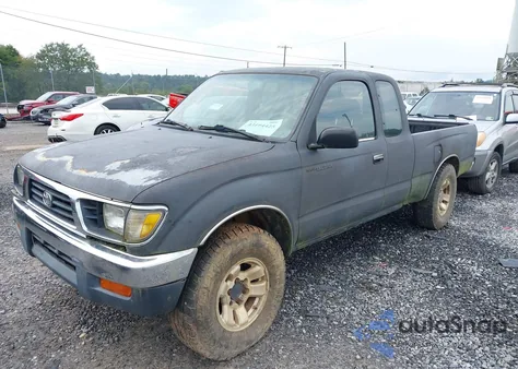 1996 Toyota Tacoma Xtracab z USA, uszkodzony, nr VIN 4TAWN72N2TZ088008